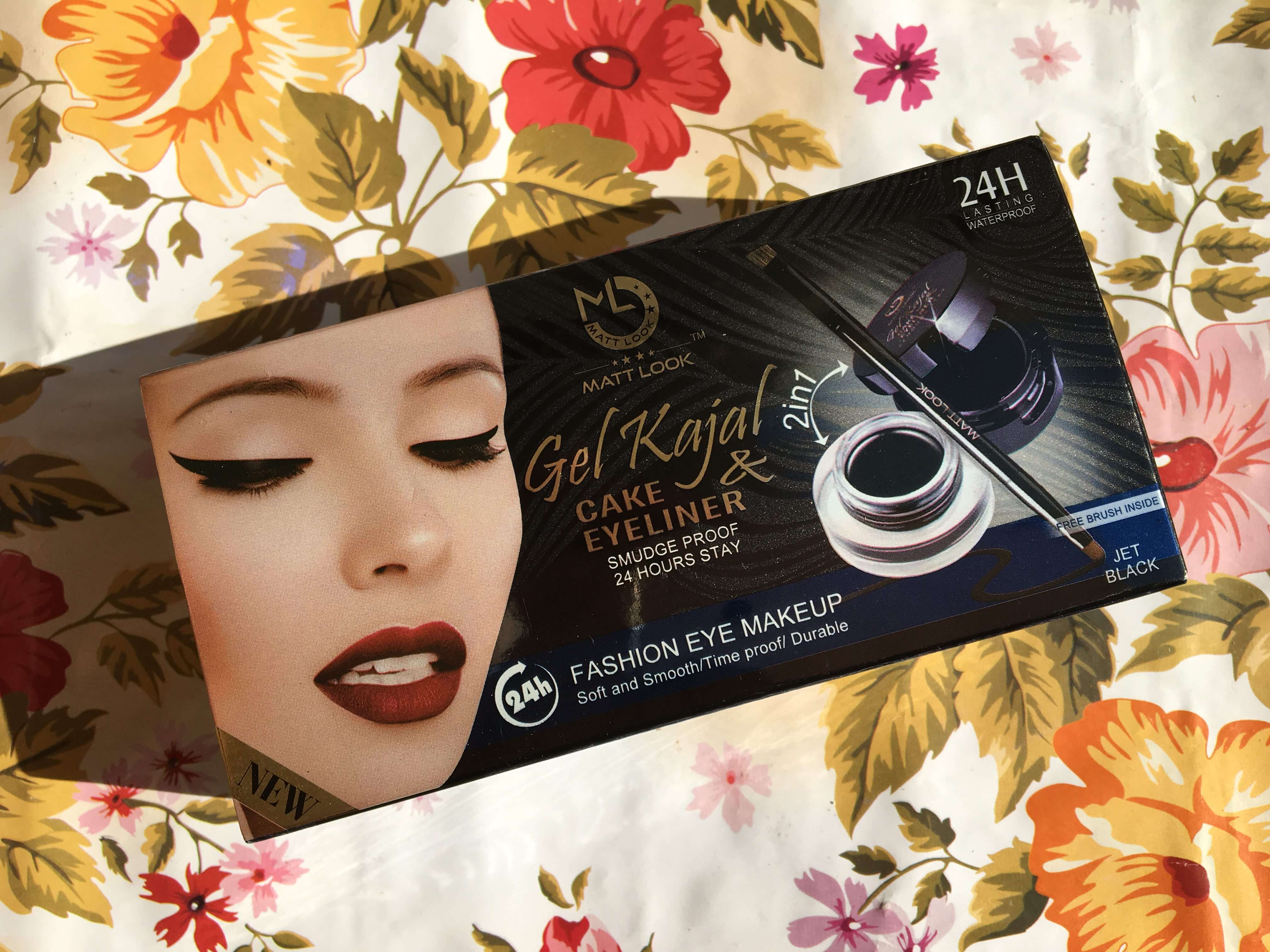Matt Look Gel Kajal Cake Eyeliner 1 Matt Look Gel Kajal Cake Eyeliner 1